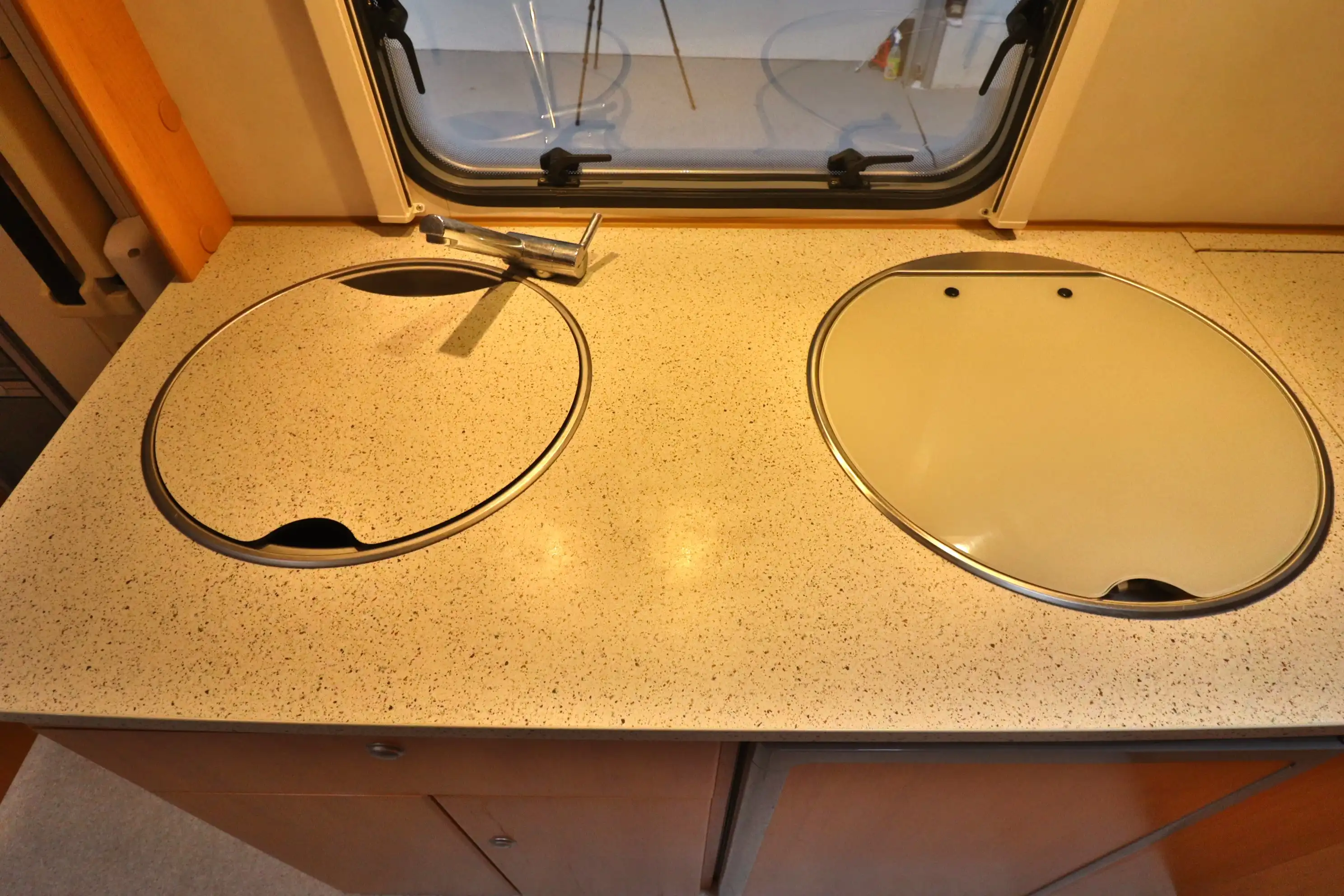 hymer-eriba-signo-100-beim-wohnmobilpark-in-bad-honnef-kaufen